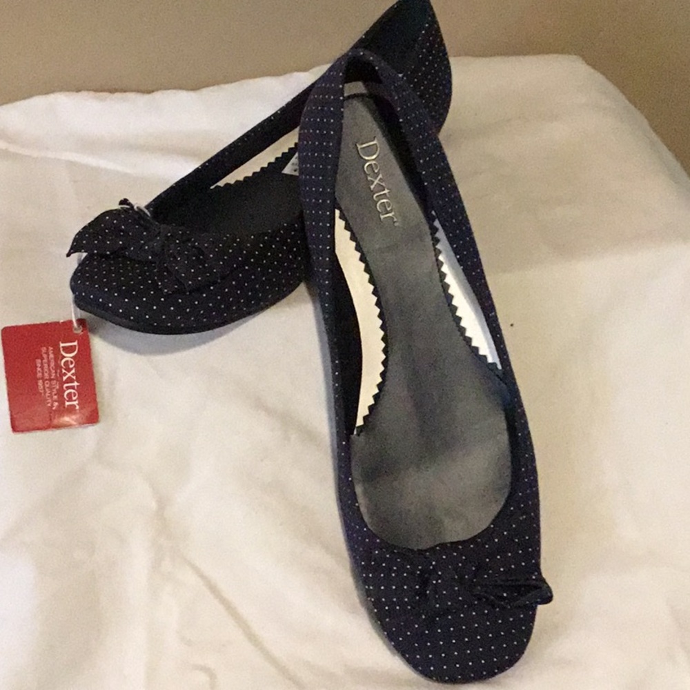 ⬇️ PRICE DROP ⬇️ New Blue flats
